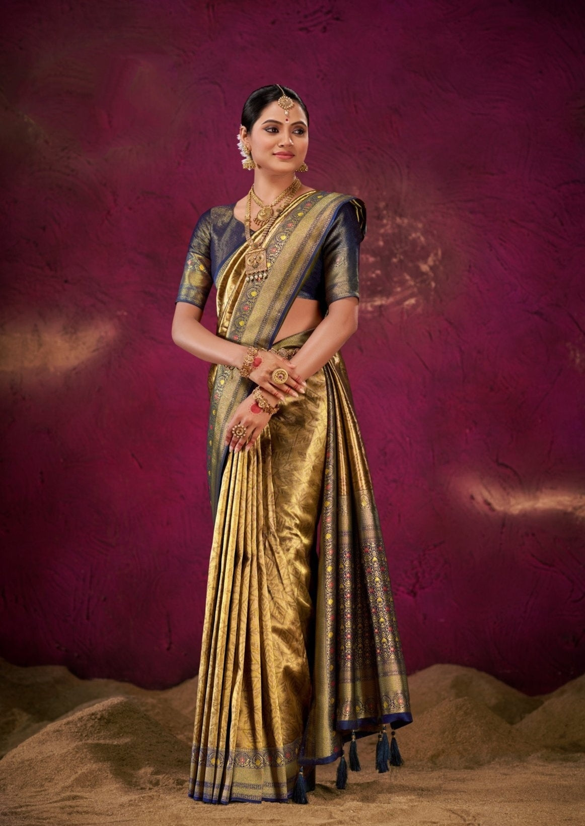 Banarasi Katan Silk Saree with Kanchi Patti Weaving Border ##color## Banarasi Silk Saree with premium fabric and embroidery