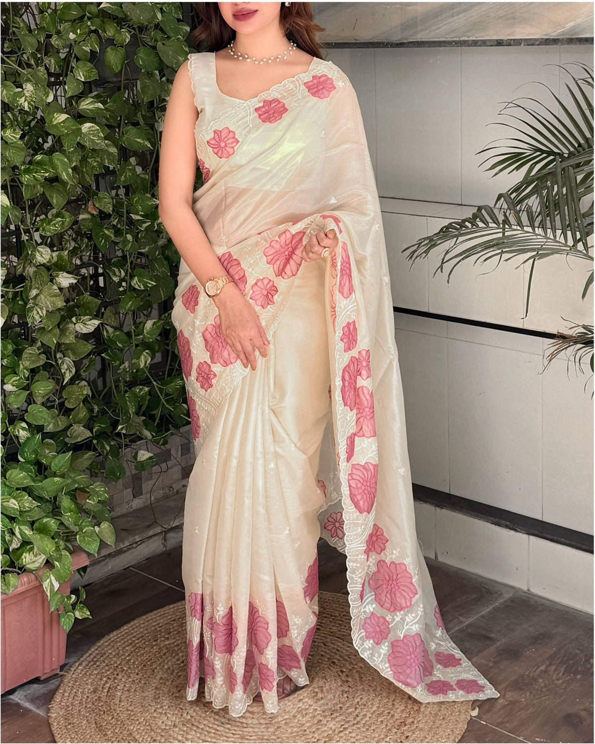 Off White &amp; Pink Pure Soft Rasberry Silk Thread Embroidered Work Saree