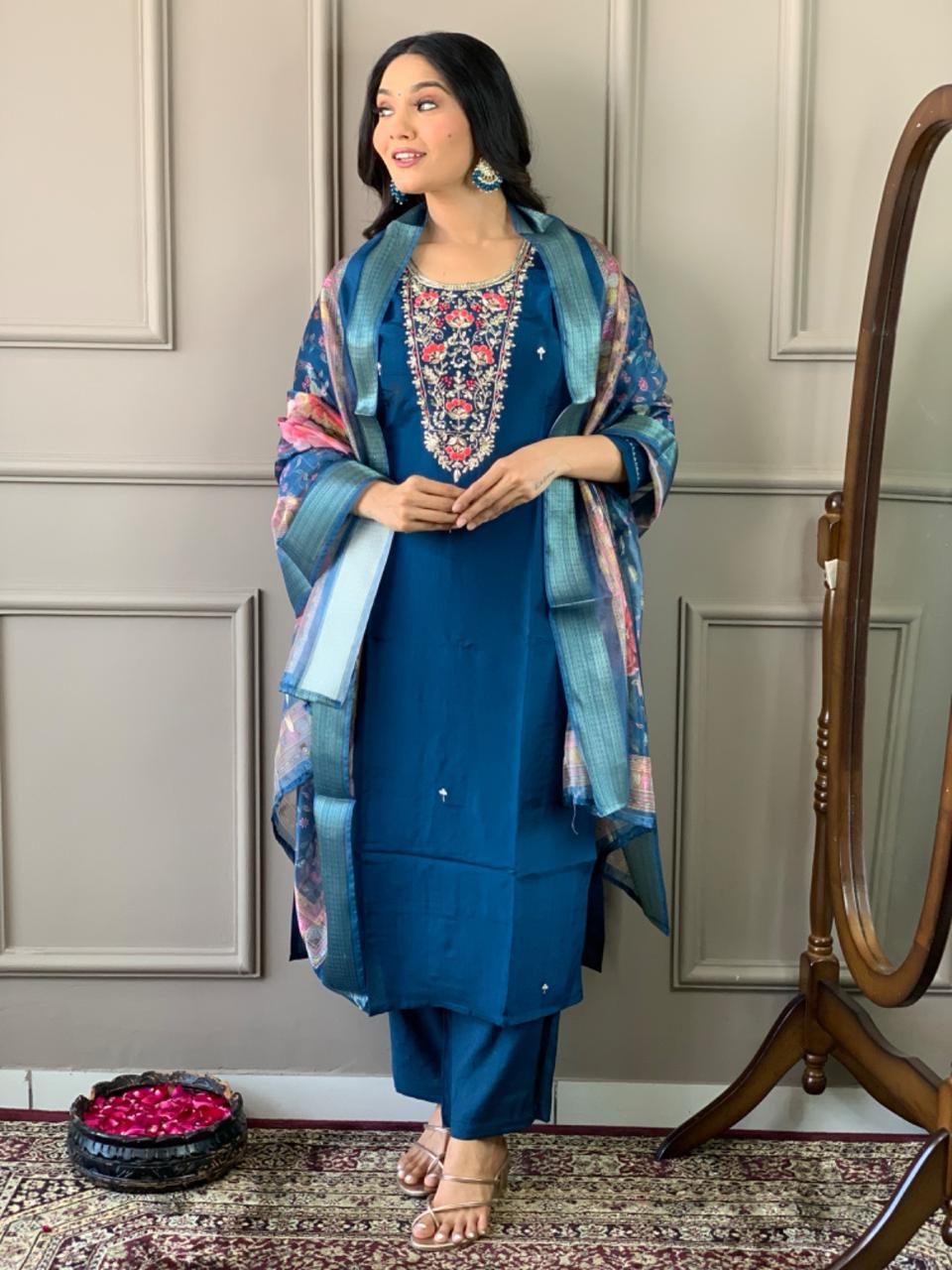 Navy Blue Georgette Kurti Set with Jacquard Butti Dupatta