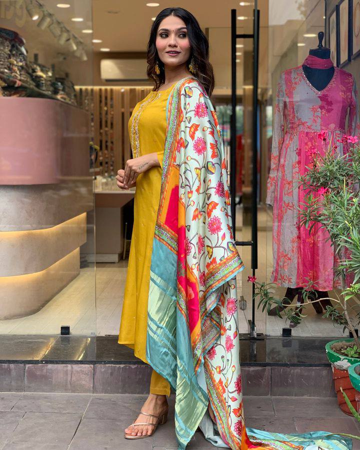 Yellow Viscose Kurti Set with Digital Printed Lagdi Satin Dupatta