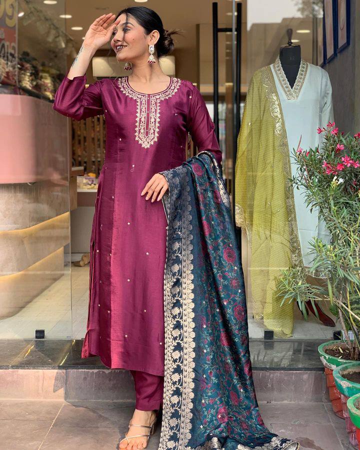 Wine Viscose Rayon Kurti Set with Jacquard Dupatta