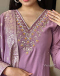 Onion Pink Viscose Rayon Kurti Set with Jacquard Dupatta