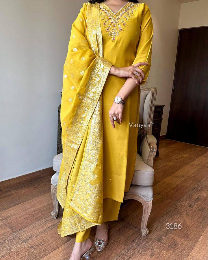 Yellow Viscose Rayon Kurti Set with Jacquard Dupatta