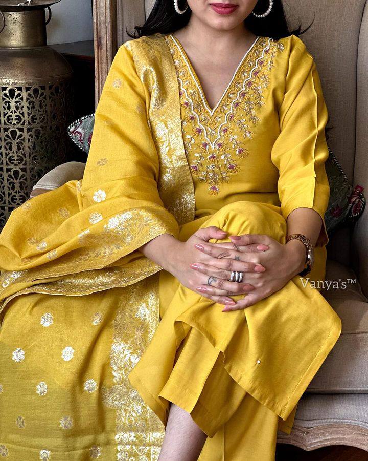 Yellow Viscose Rayon Kurti Set with Jacquard Dupatta