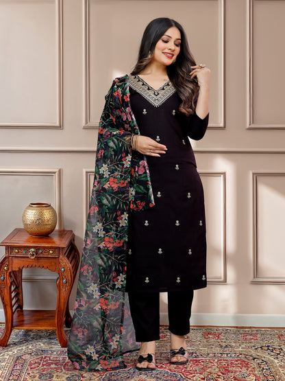 Black Embroidered Kurti Set with Floral Tebby Dupatta