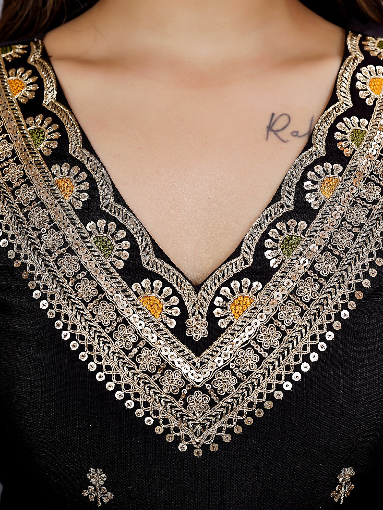 Black Embroidered Kurti Set with Floral Tebby Dupatta
