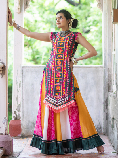 Navratri Garba Garba Special Kedia and Tulip Pants for Women&