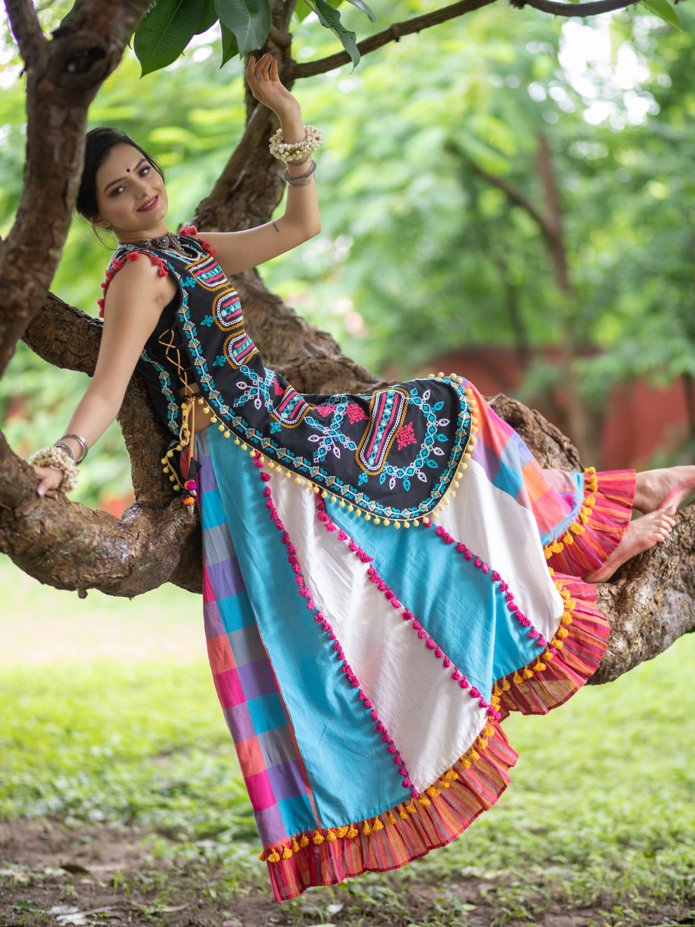 Navratri Garba Garba Special Kedia and Tulip Pants for Women's