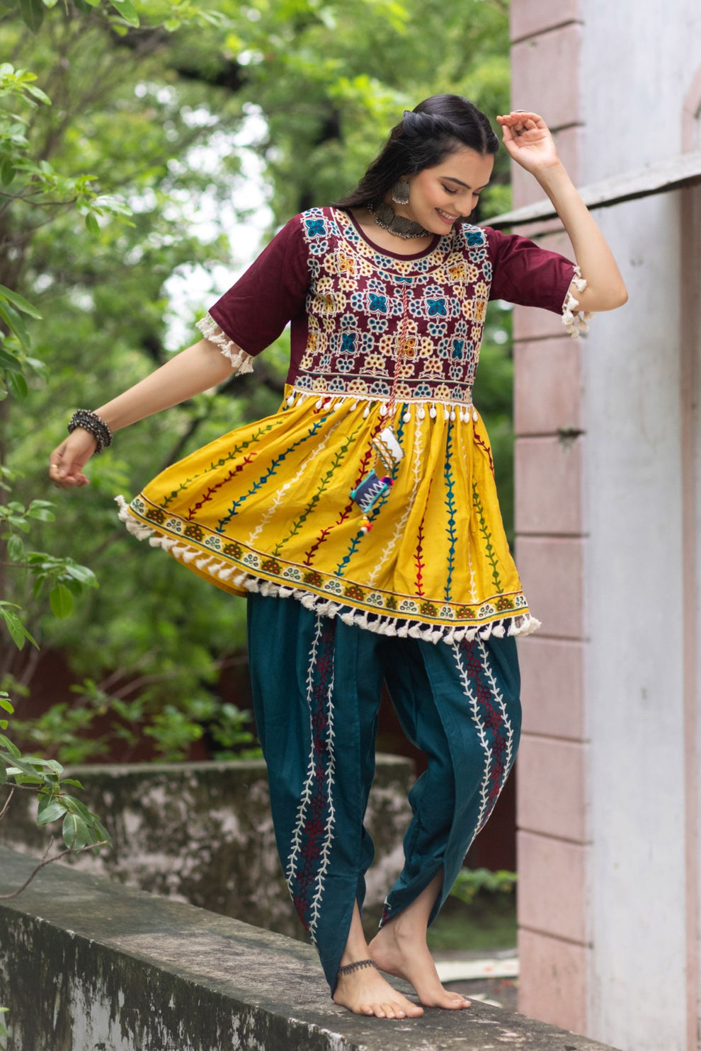Navratri Garba Garba Special Kedia and Tulip Pants for Women's