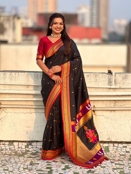 Black Pure Rakhumai Silk Vitthala Paithani Soft Silk Saree 