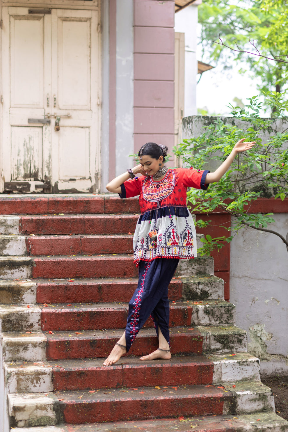 Navratri Garba Garba Special Kedia and Tulip Pants for Women's