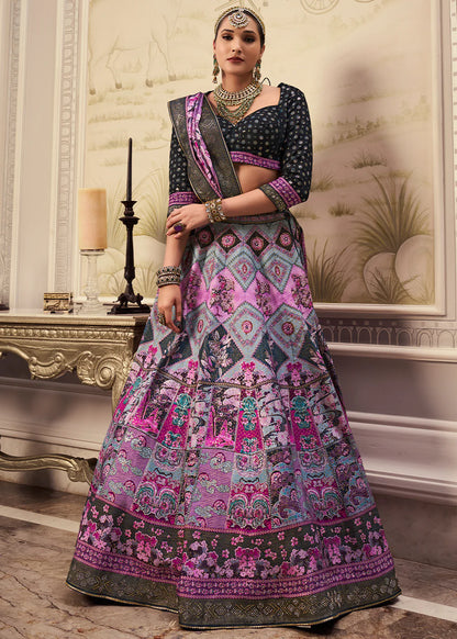Lavender Pink Banarasi Silk Lehenga Choli with Elegant Zari Weaving