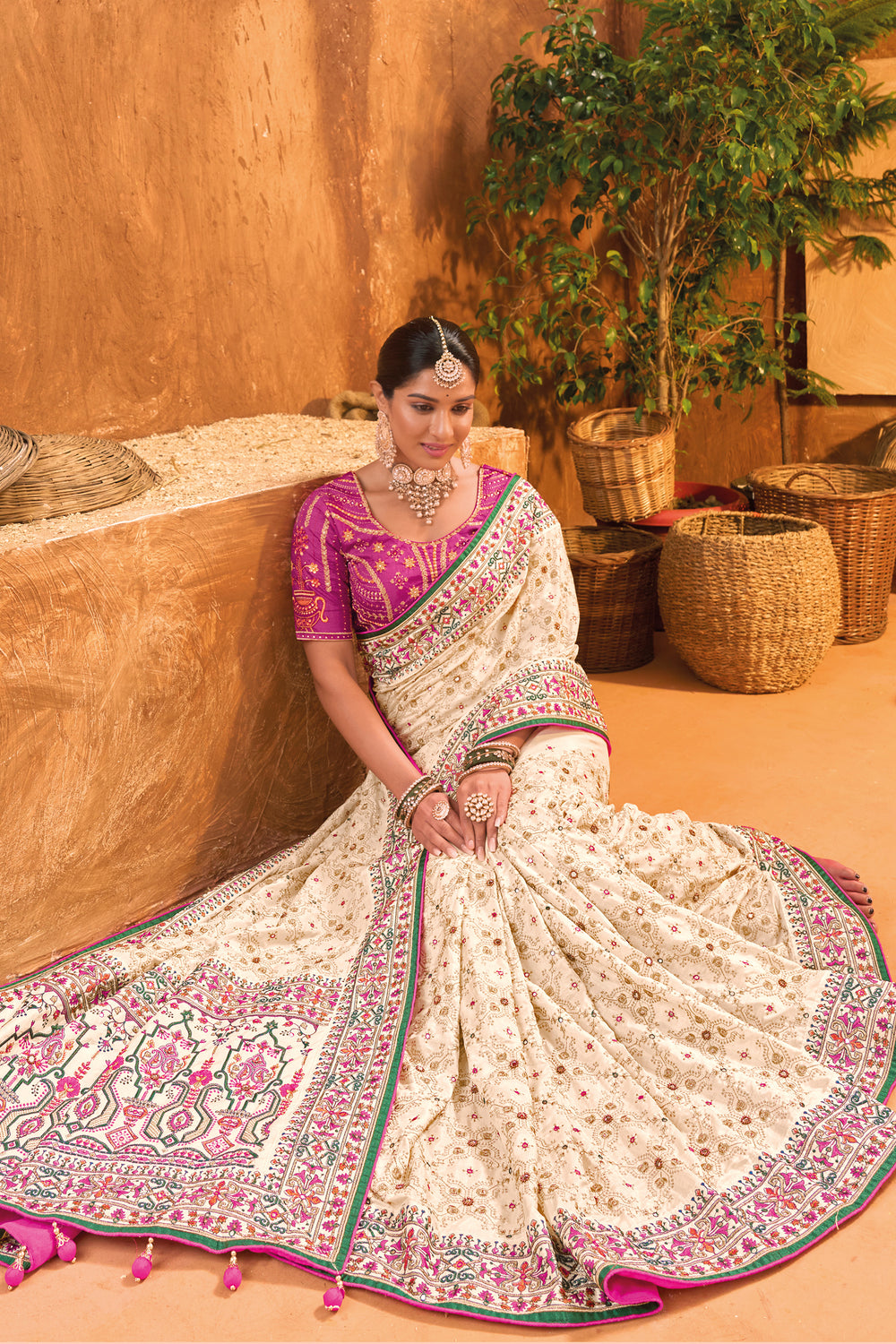 Bridal Wedding Cream Kacchi Work Banarasi Silk Saree