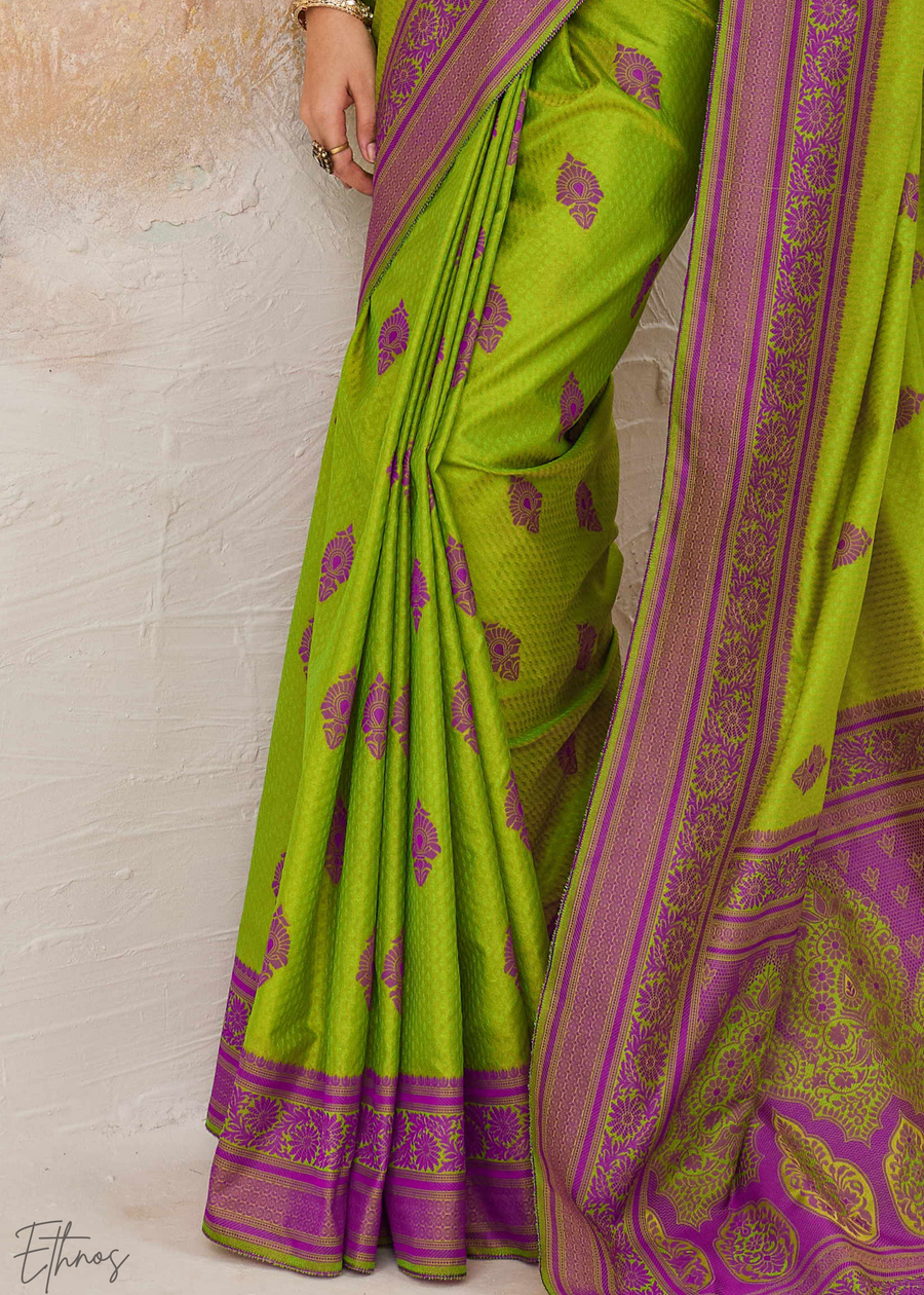 Green Jacquard Kanjivaram Silk Saree ##color## Kanjivaram Saree with premium fabric and embroidery