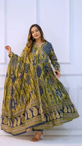 Salwar Suite