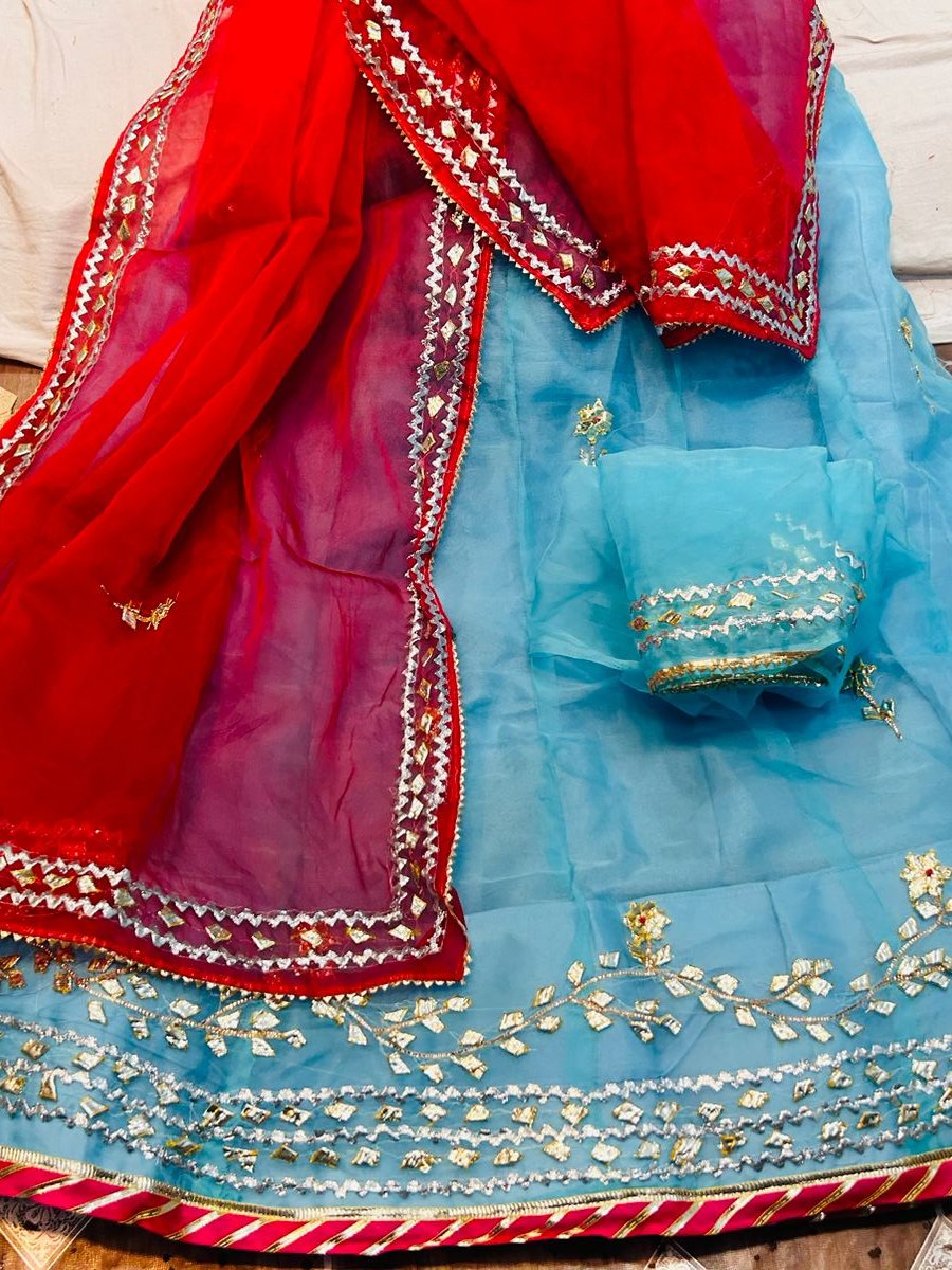 pictures of rajputi poshak designs