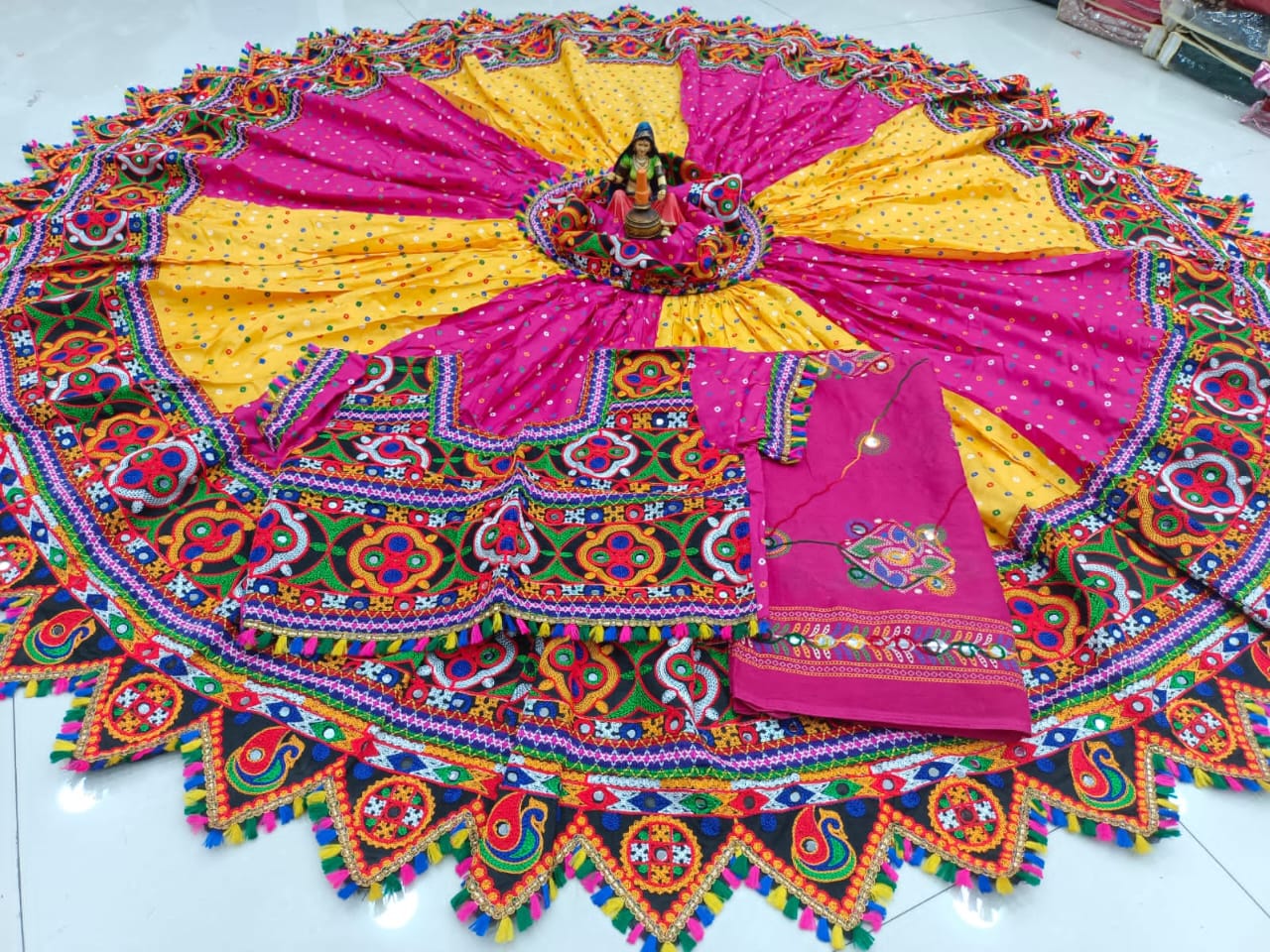 Navratri Traditional Lehenga Choli
