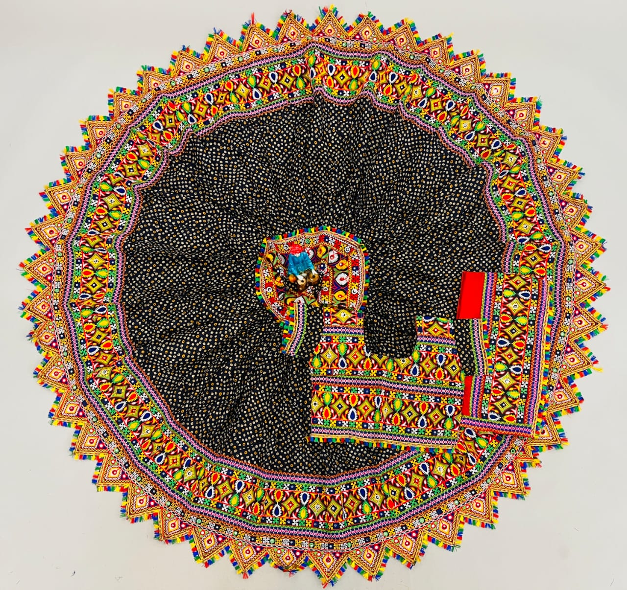 Navratri Traditional Lehenga Choli