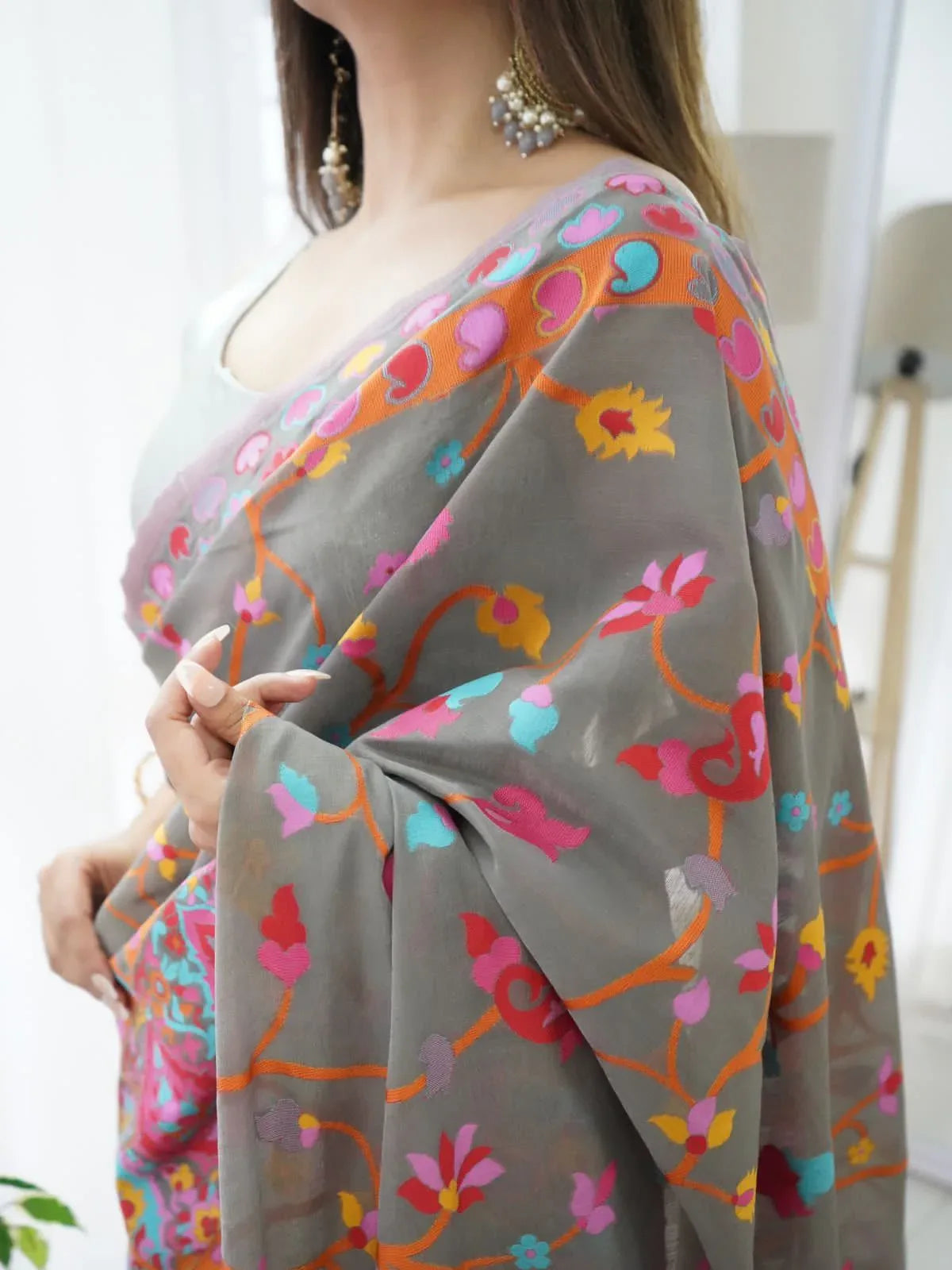 Fancy Kashmiri Pasmina Kachi Work Saree - Anant Exports
