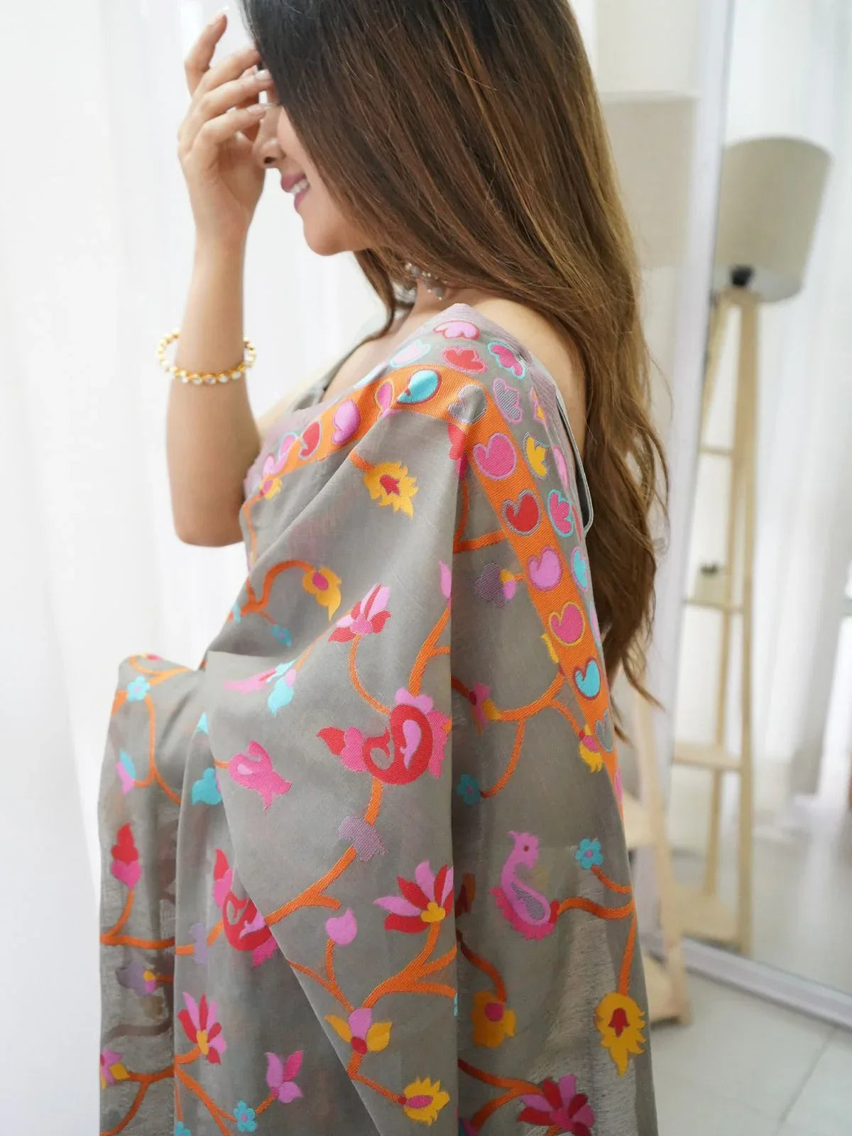 Fancy Kashmiri Pasmina Kachi Work Saree - Anant Exports
