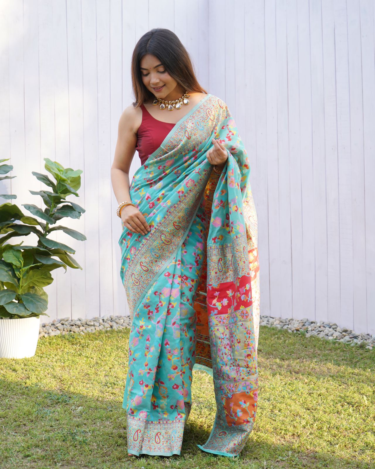 Mn Presents Kachhi Work -2 5901-5906 Series Exclusive Banarasi Silk Saree  Collection Wholesaler At Surat
