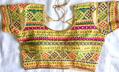 Fancy Chokdi Gamthi Blouse - Anant Exports