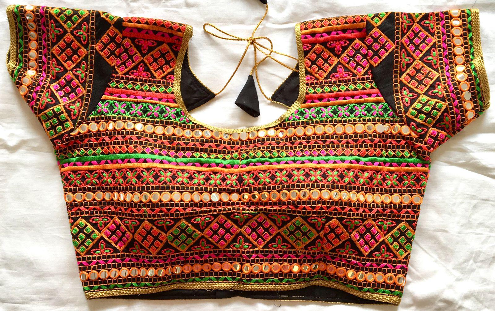 Fancy Chokdi Gamthi Blouse - Anant Exports