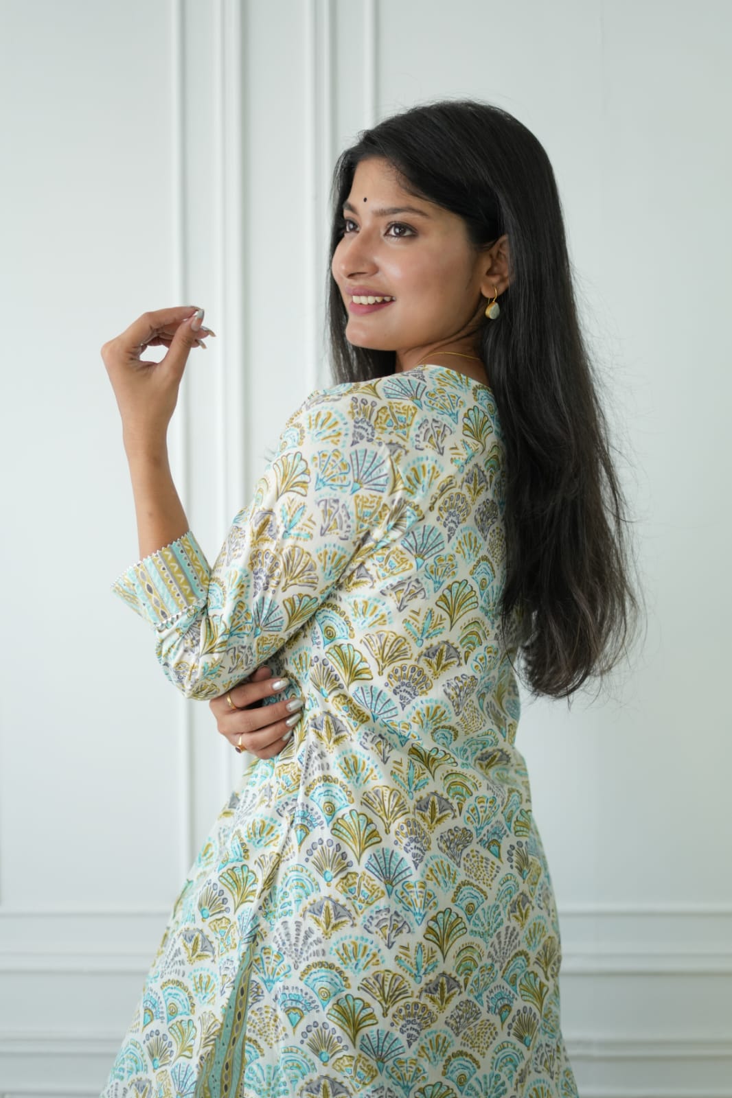 Women's Traditional Wear Kurti