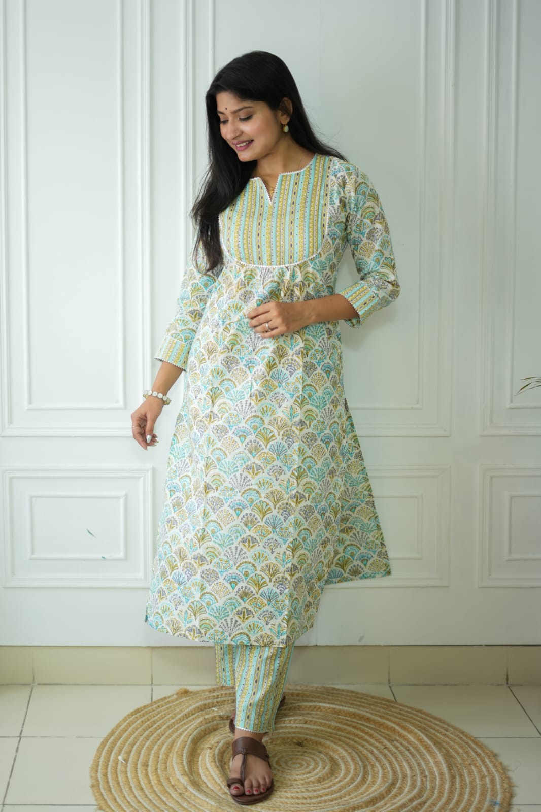 Women's Traditional Wear Kurti