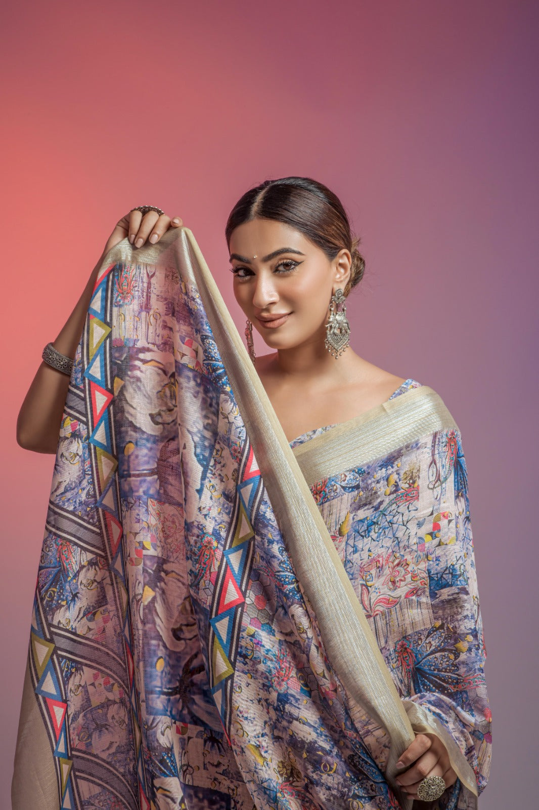 Della Linen Fancy Wear Saree