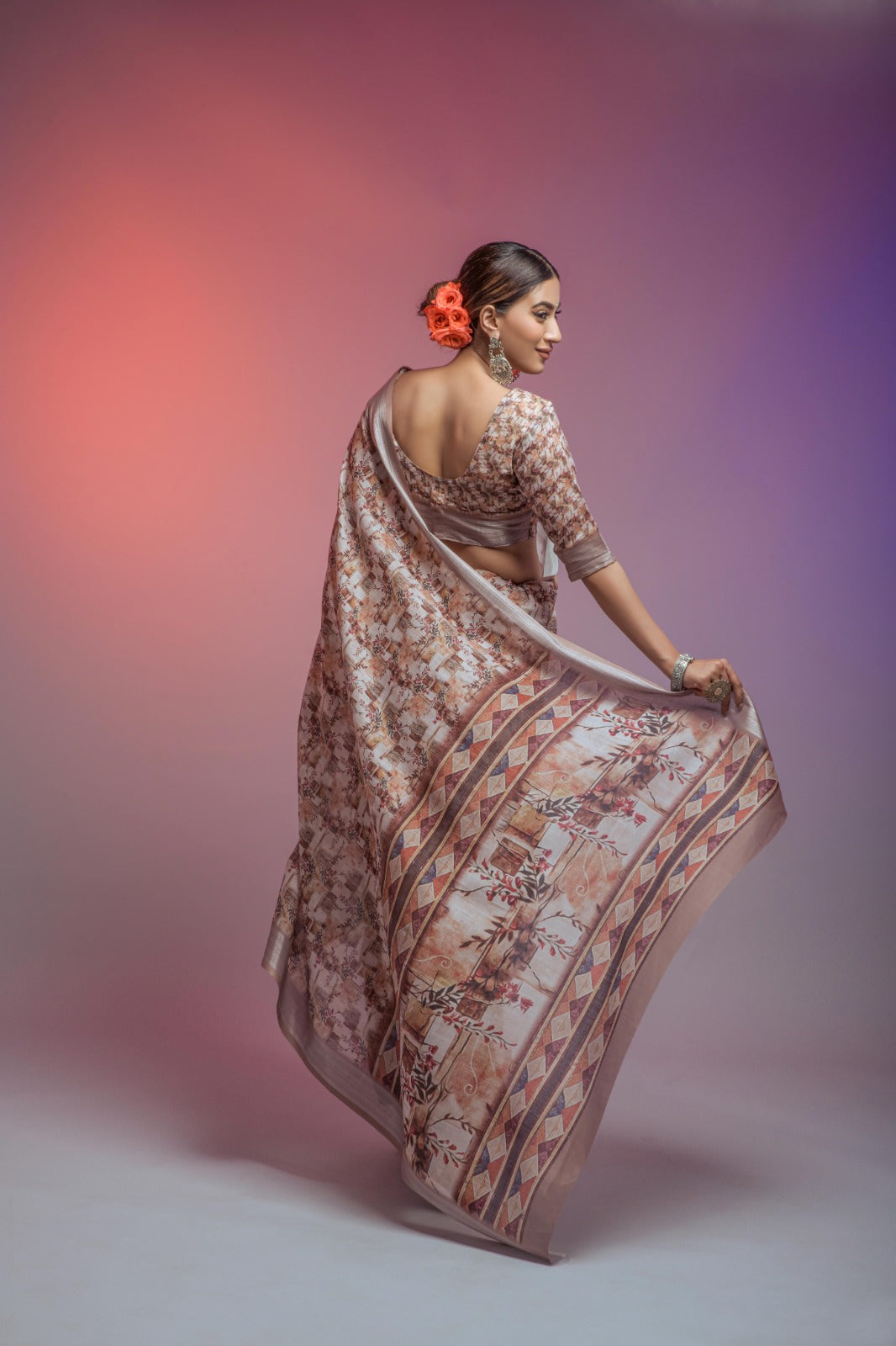 Della Linen Fancy Wear Saree