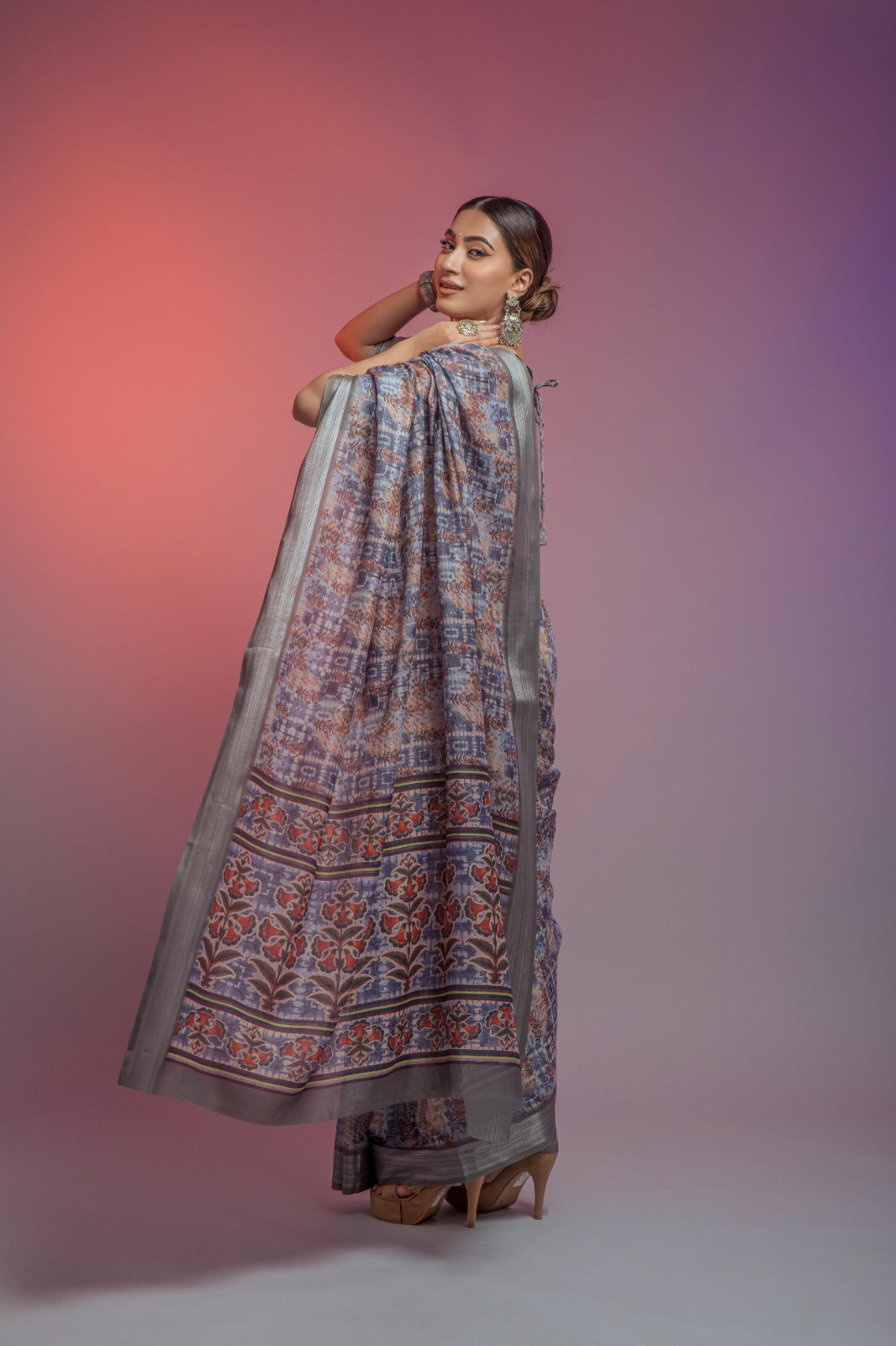 Della Linen Fancy Wear Saree
