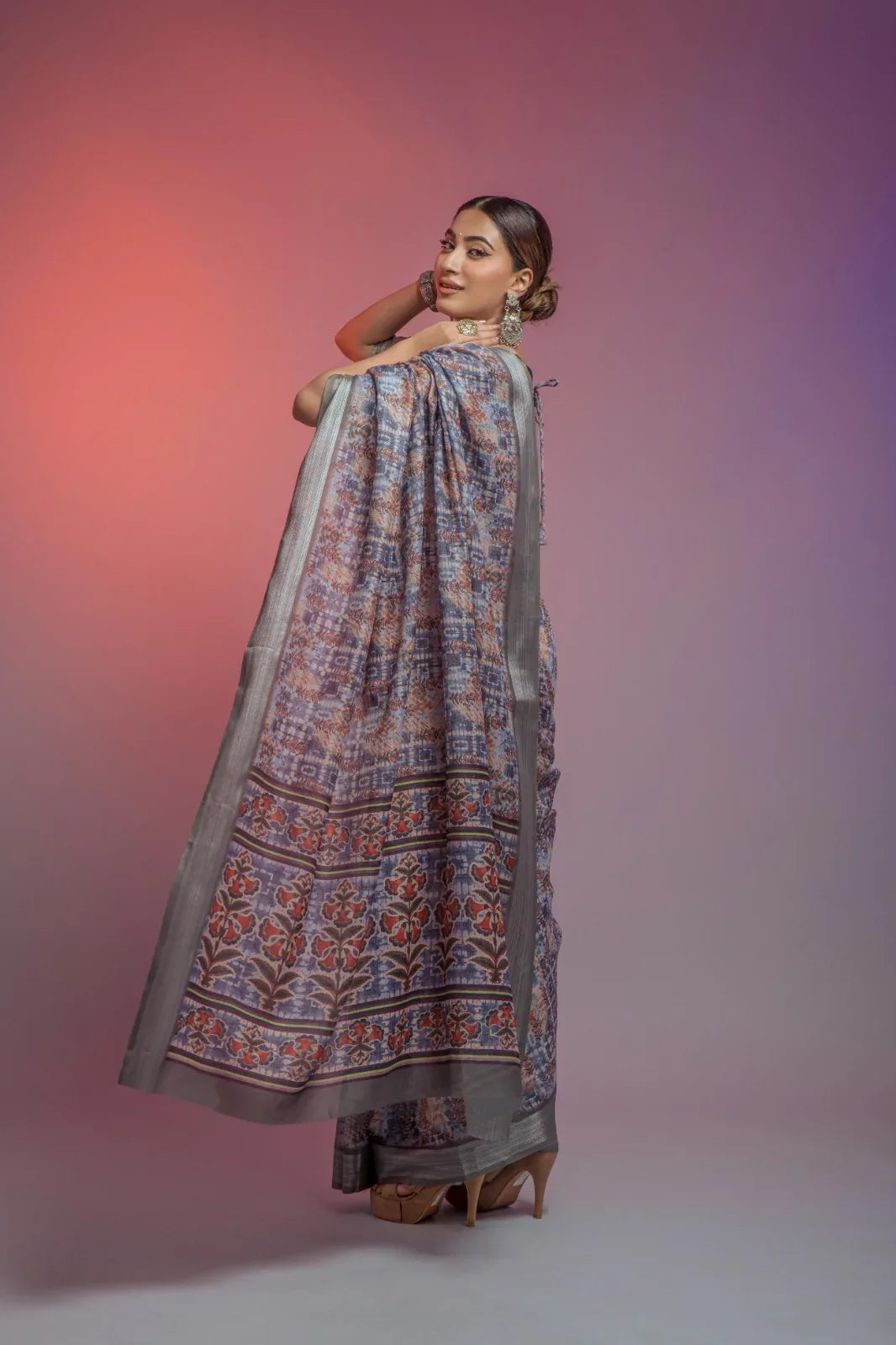 Della Linen Fancy Wear Saree
