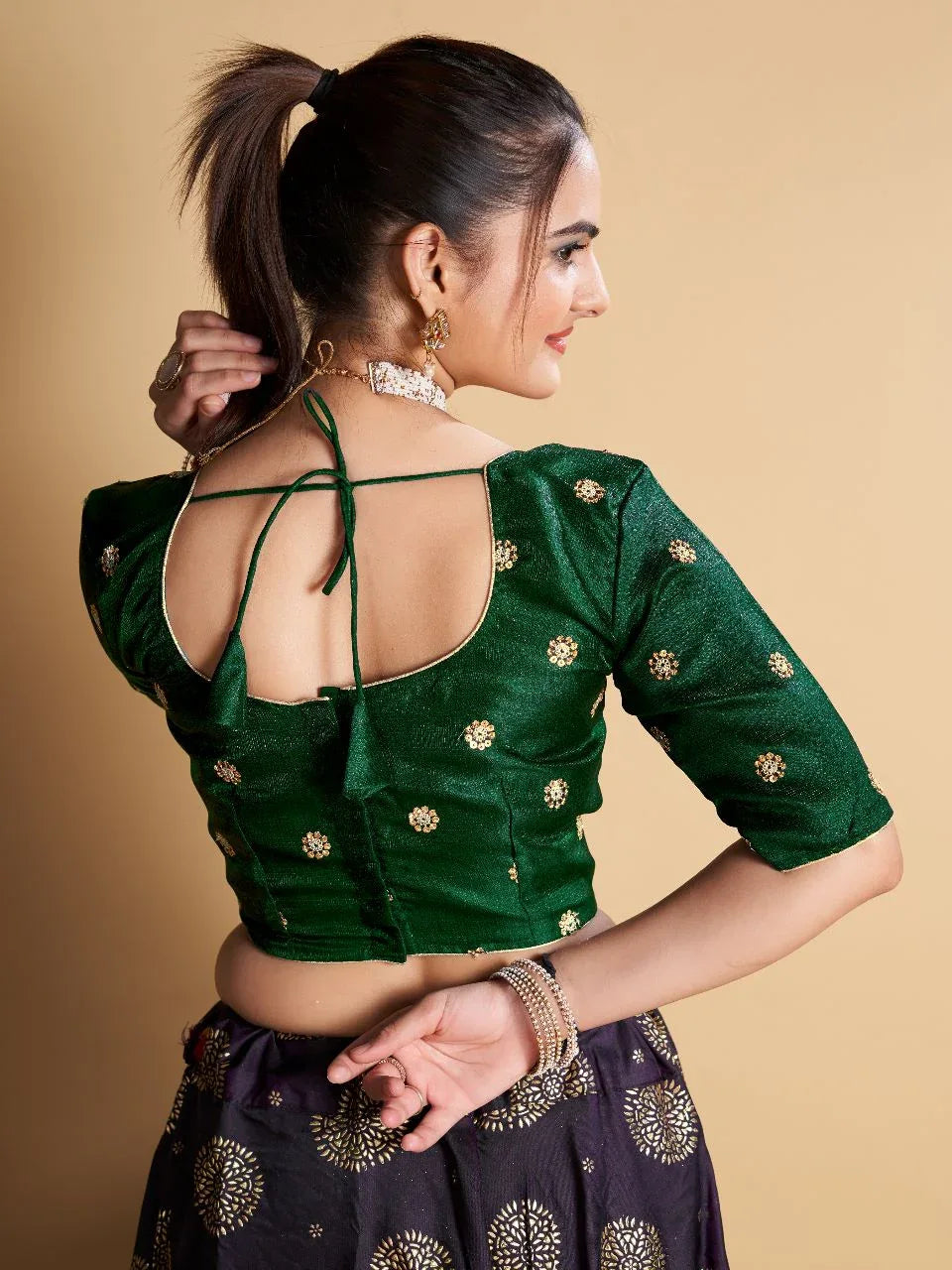 Beautifull Embroidered Work Blouse - Anant Exports