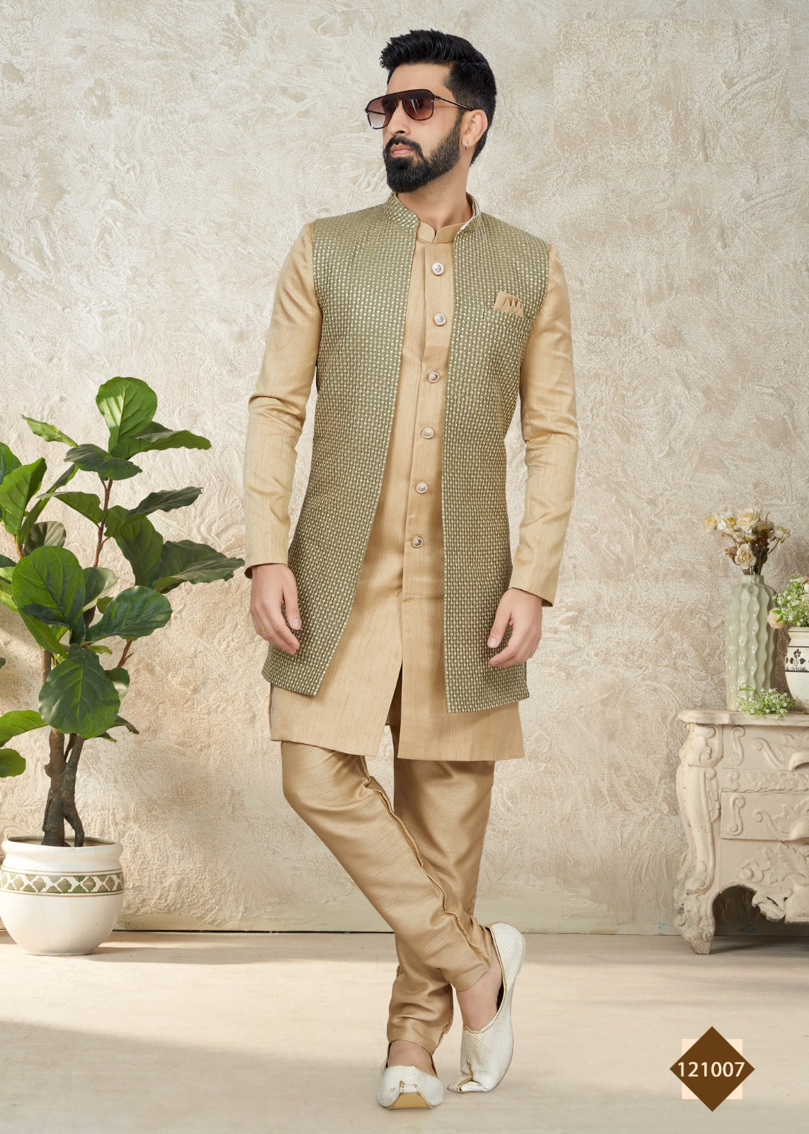 Vol 121 Wedding Wear Sherwani D.No. 121007