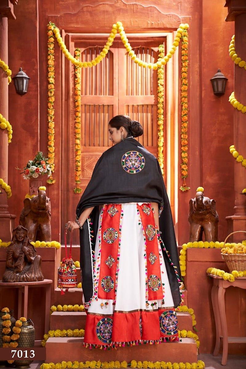 RAJWADI VOL -3 NAVRATRI TRADITIONAL CHANIYA CHOLI D.NO. 7013 - Anant Exports