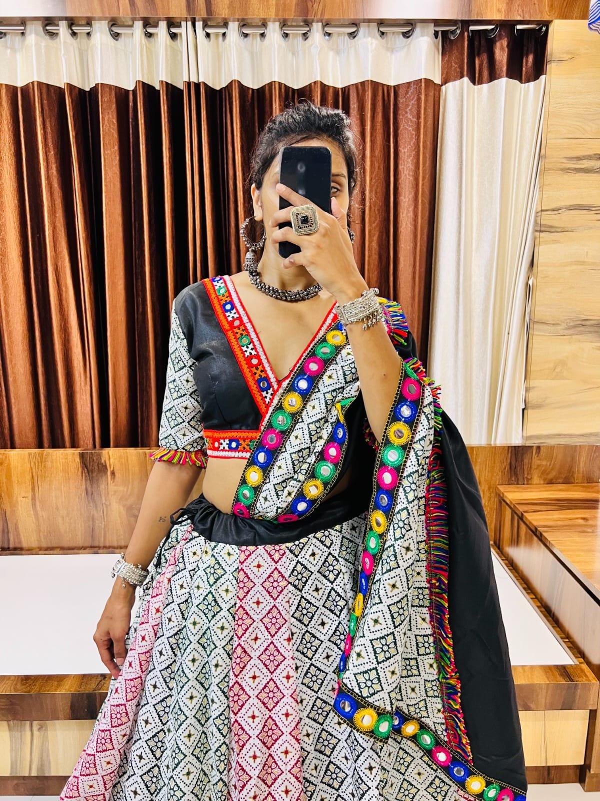 NAVRATRI WEAR CHANIYA CHOLI D.NO. 7036 - Anant Exports