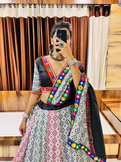 NAVRATRI WEAR CHANIYA CHOLI D.NO. 7036 - Anant Exports