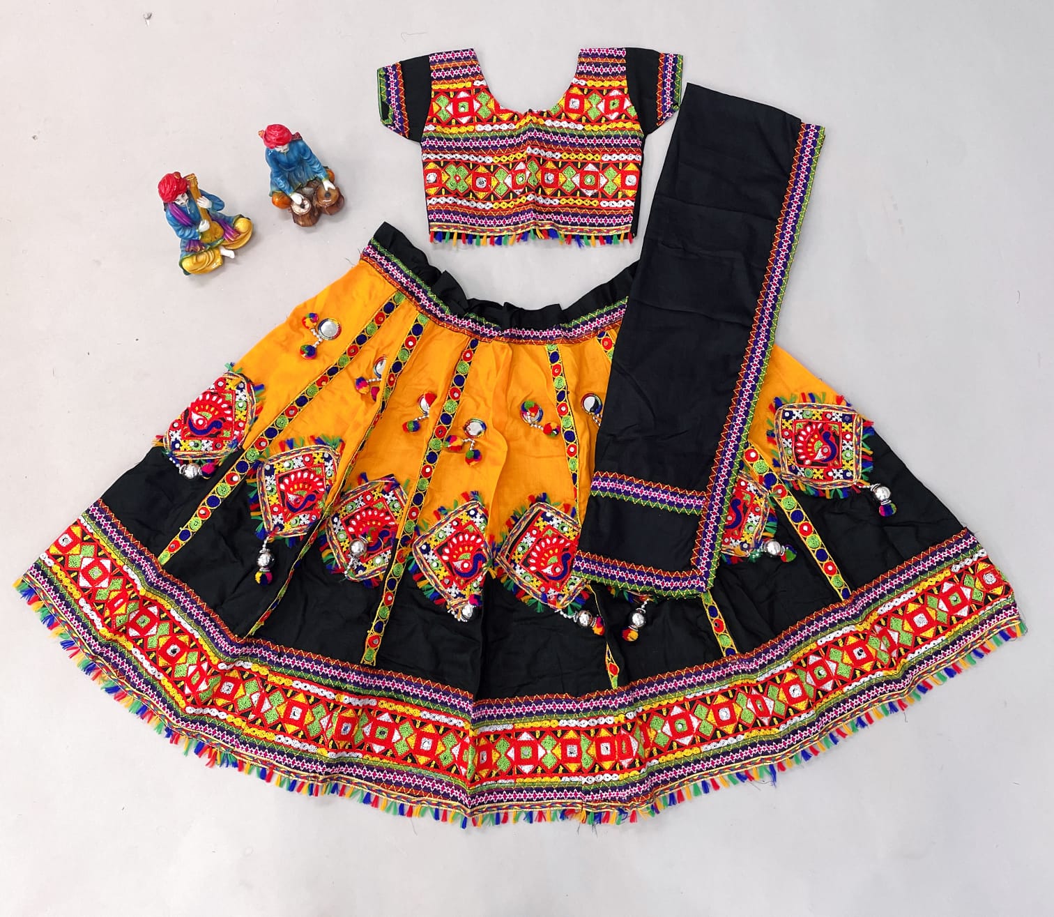 Navratri Wear Traditional Lehenga Choli