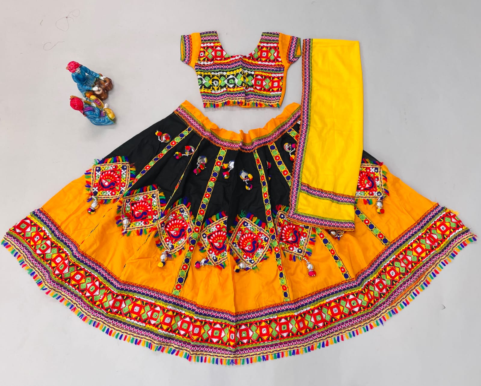 Navratri Wear Traditional Lehenga Choli