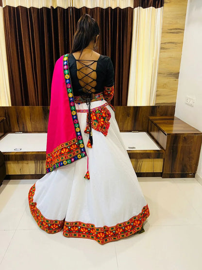RAJWADI VOL -8 NAVRATRI SPECIAL TRADITIONAL CHANIYA CHOLI D.NO. 7050 - Anant Exports