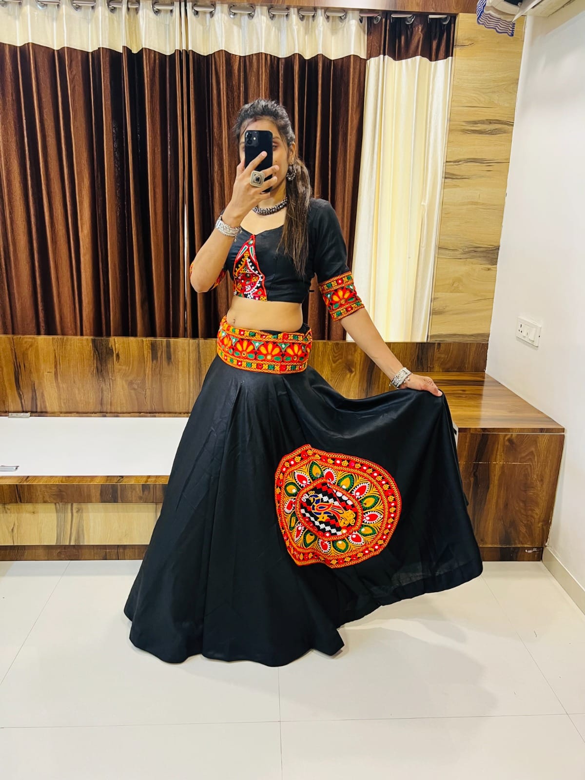 RAJWADI VOL -8 NAVRATRI SPECIAL TRADITIONAL CHANIYA CHOLI D.NO. 7049
