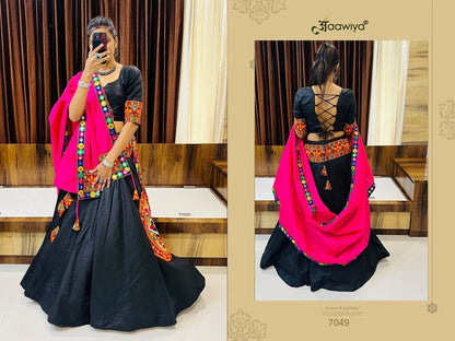 RAJWADI VOL -8 NAVRATRI SPECIAL TRADITIONAL CHANIYA CHOLI D.NO. 7049 - Anant Exports