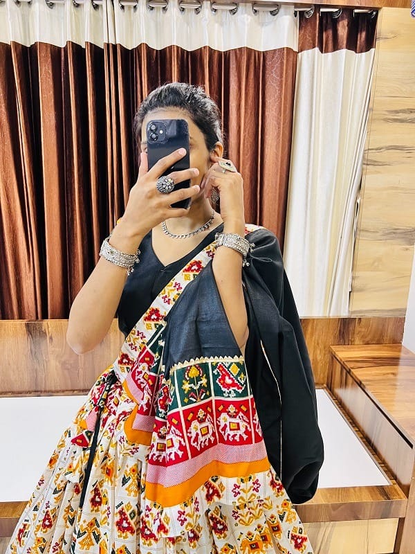 NAVRATRI WEAR CHANIYA CHOLI D.NO. 7038