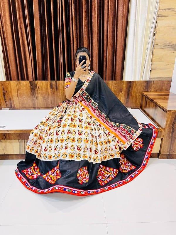 NAVRATRI WEAR CHANIYA CHOLI D.NO. 7038 - Anant Exports