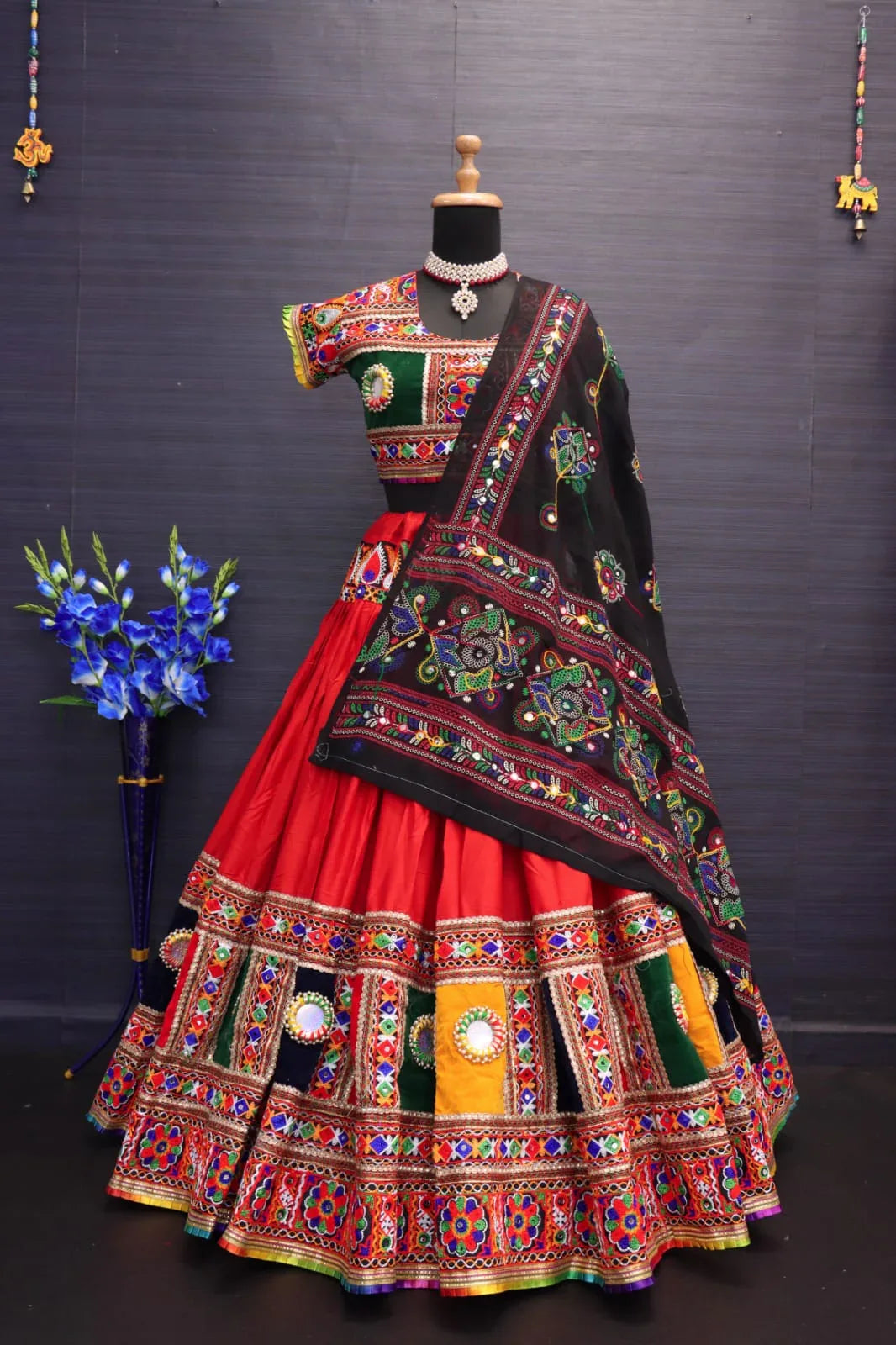 Handmade Bangadi Traditional Lehenga - Anant Exports