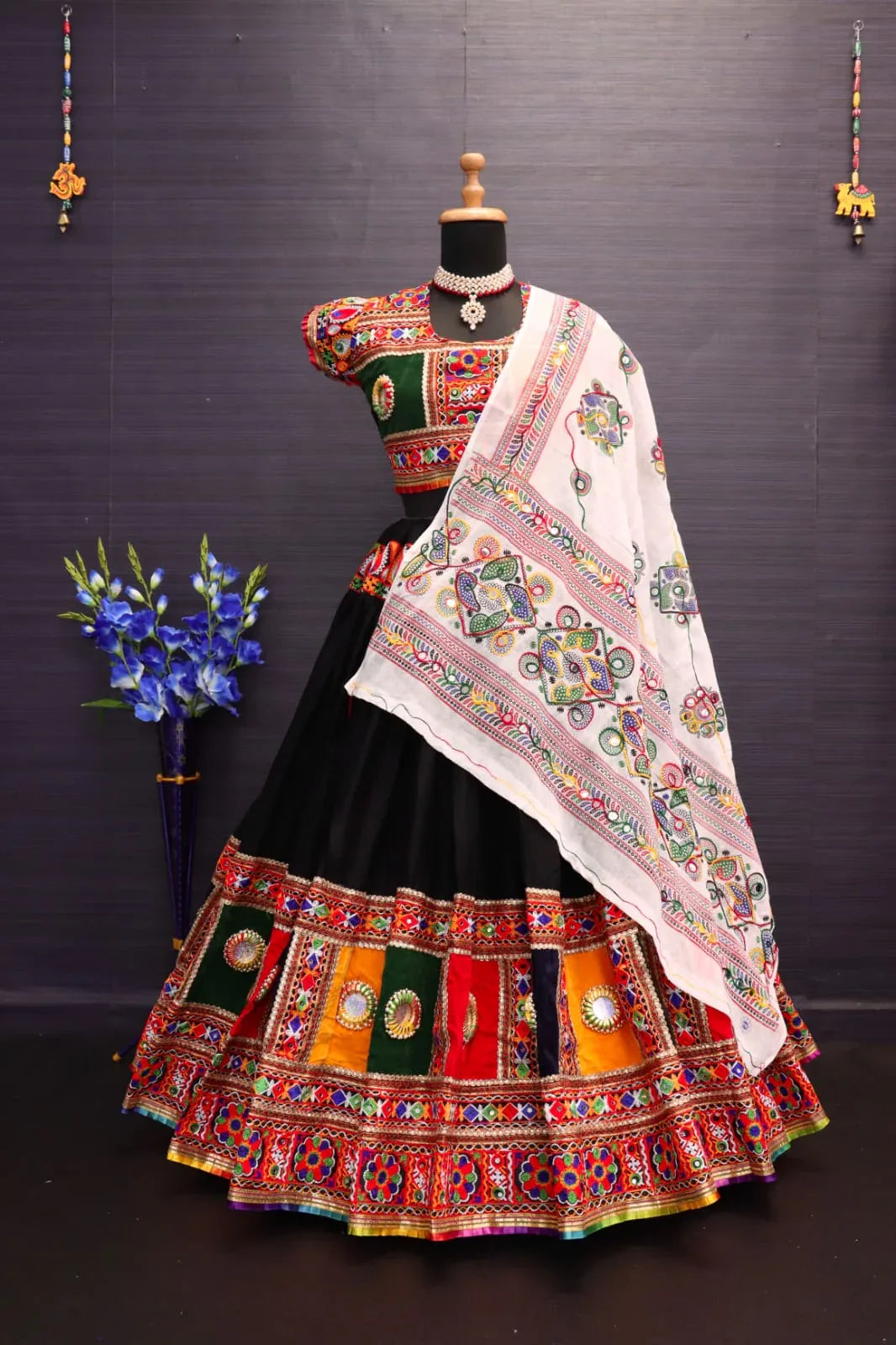 Handmade Bangadi Traditional Lehenga - Anant Exports