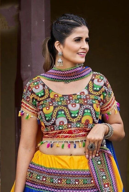 Dholida Vol-1 Designer Party Wear Navratri Chaniya Choli D.No. 1004 - Anant Exports