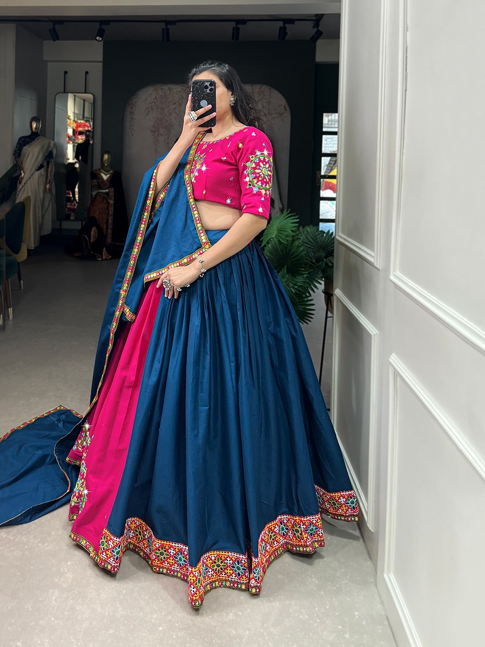 Navratri Wear Lehenga Choli D.No. 1678