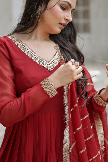 Occasion Wear Fancy Gown D.No. 9150 - Anant Exports